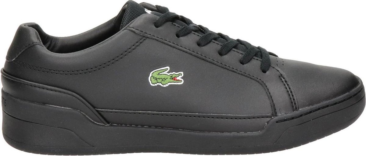 Lacoste on sale sneakers outlet