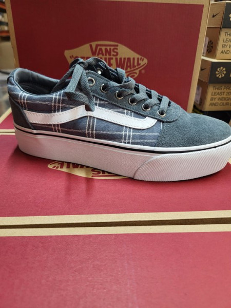 Vans Ward Platform - maat 40- dames