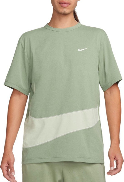 Nike Maat M UV Miller Sportshirt Mannen